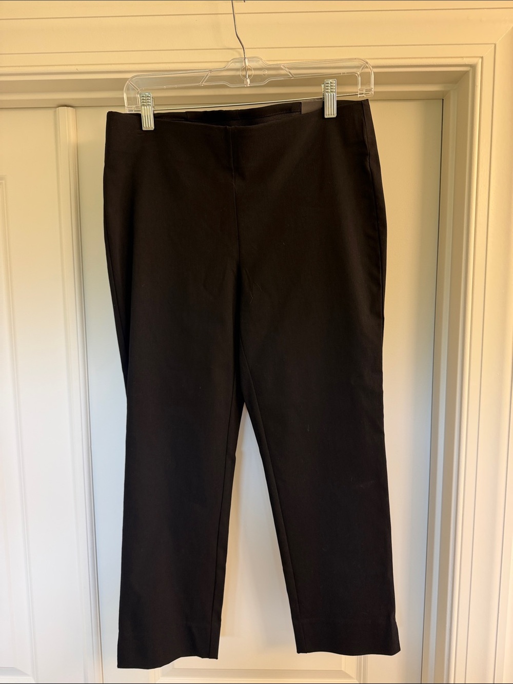 White House Black Market Black Women's Pants - Size 6